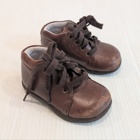 STRIDE RITE Jamie Classic Brown Leather Toddler Baby Boy Shoes Size 4 - Picture 1 of 10